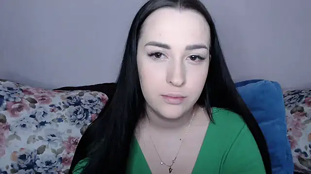 Snapshot of vitalina_freedom chatting on 01.14.25 vitalina freedom online show from 01.14.25