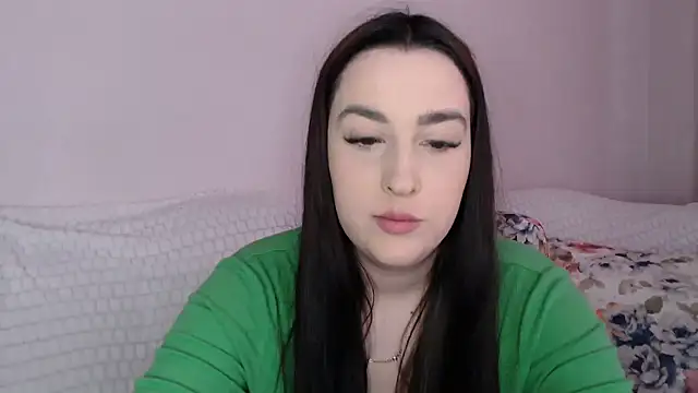 Snapshot of vitalina_freedom chatting on 03.05.25 vitalina freedom online show from 03.05.25