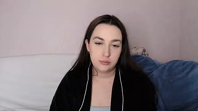 Snapshot of vitalina_freedom chatting on 03.13.25 vitalina freedom online show from 03.13.25