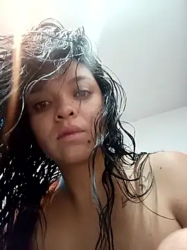 Snapshot of Dione__ chatting on 04.08.26 Dione online show from 04.08.26