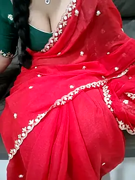 Snapshot of Mounika25 chatting on 05.02.26 Mounika25 online show from 05.02.26