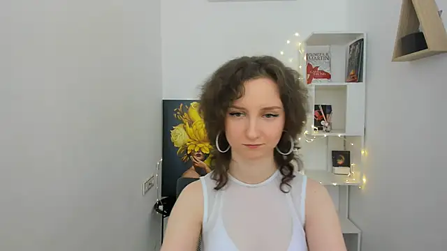Snapshot of TruthInWine chatting on 02.11.25 TruthInWine online show from 02.11.25
