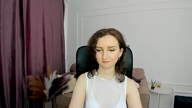 Snapshot of TruthInWine chatting on 02.23.25 TruthInWine online show from 02.23.25
