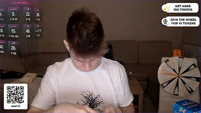 Snapshot of dantebigboi300 chatting on 01.13.25 dantebigboi300 online show from 01.13.25