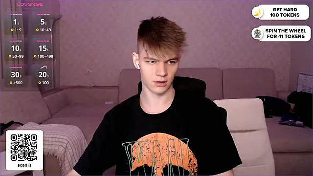 Snapshot of dantebigboi300 chatting on 01.22.25 dantebigboi300 online show from 01.22.25