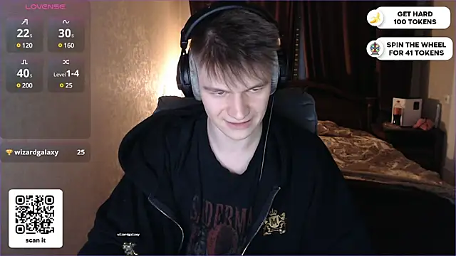 Snapshot of dantebigboi300 chatting on 02.13.25 dantebigboi300 online show from 02.13.25