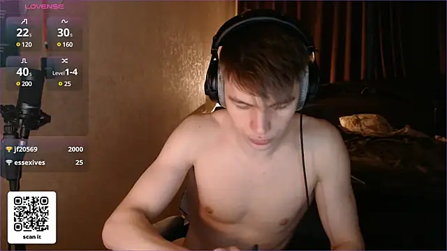 Snapshot of dantebigboi300 chatting on 02.23.25 dantebigboi300 online show from 02.23.25