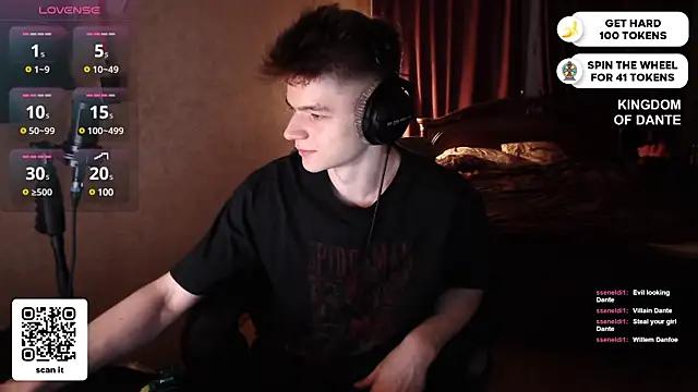 Snapshot of dantebigboi300 chatting on 02.24.25 dantebigboi300 online show from 02.24.25