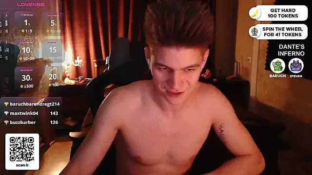 Snapshot of dantebigboi300 chatting on 03.04.25 dantebigboi300 online show from 03.04.25