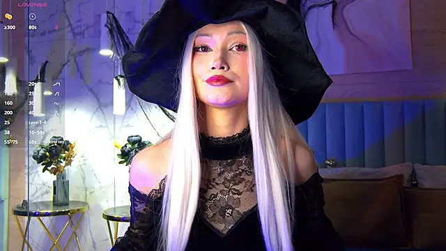 CarolReeves online show from 10.31.25