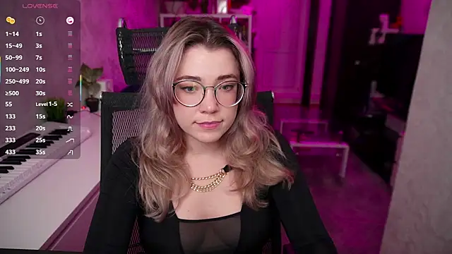 RemyCute online show from 09.20.25