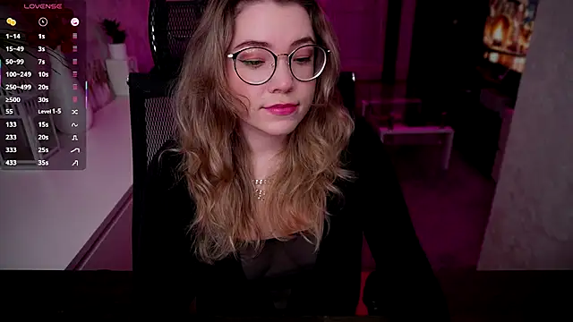 RemyCute online show from 12.20.25