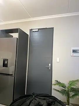 Neelo-Smith online show from 03.02.25