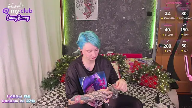 EmmyBunny online show from 12.11.24