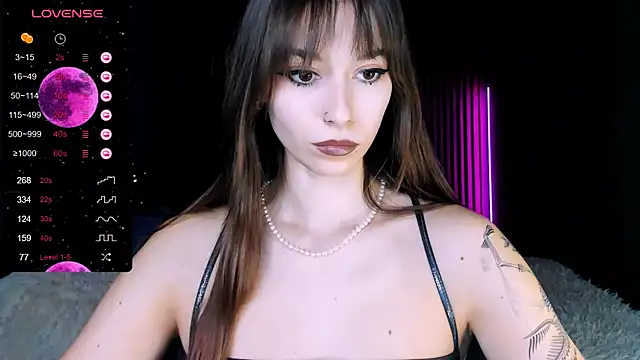 Snapshot of JillVerdon chatting on 12.18.24 JillVerdon online show from 12.18.24