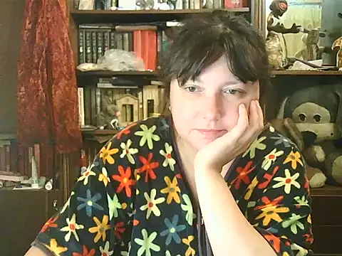 Snapshot of CarrieQPeach chatting on 09.27.25 CarrieQPeach online show from 09.27.25