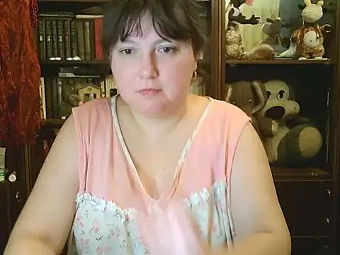 Snapshot of CarrieQPeach chatting on 11.28.25 CarrieQPeach online show from 11.28.25