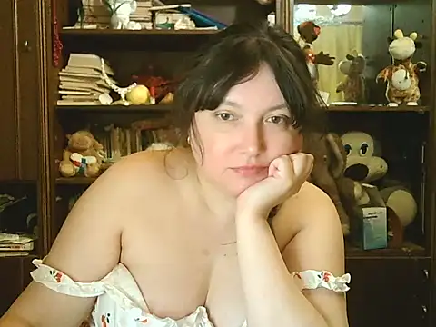 CarrieQPeach online show from 04.15.26