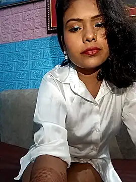 Snapshot of Aafrin0 chatting on 10.11.25 Aafrin0 online show from 10.11.25