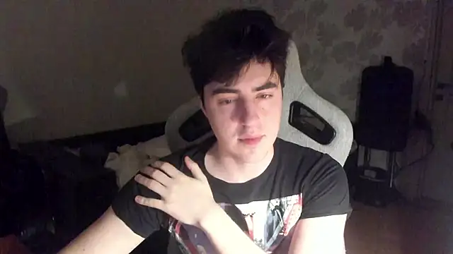 Knuckles17 online show from 02.12.26