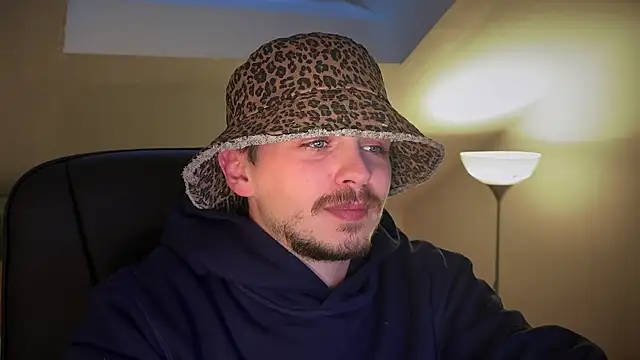 naked psy online show from 03.10.25