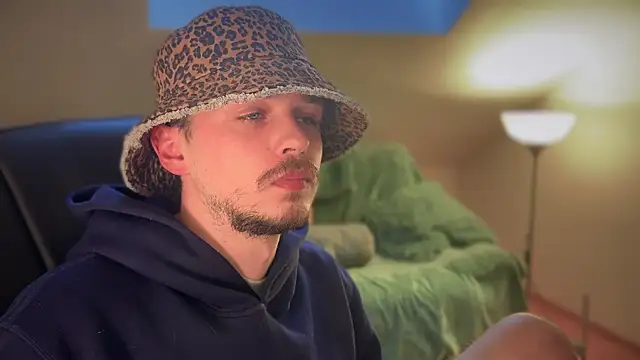 naked psy online show from 03.13.25