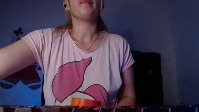 69liamilk69 online show from 01.13.26