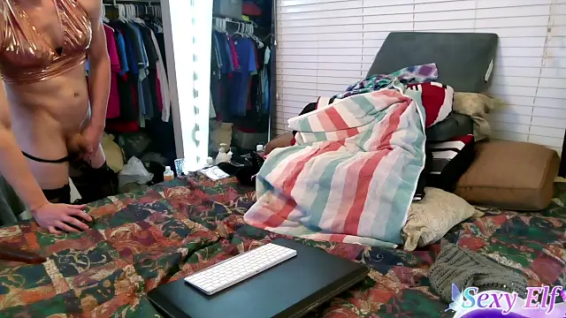 Snapshot of ashleysimmons chatting on 03.07.25 ashleysimmons online show from 03.07.25