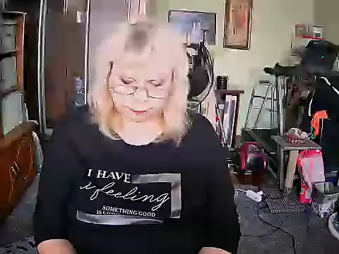 LOLA8888 online show from 09.20.25