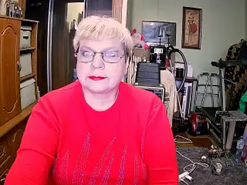 LOLA8888 online show from 11.06.25