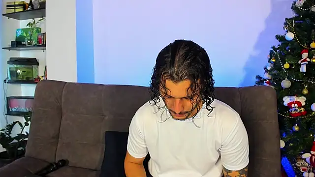 Twisted Fantasy online show from 12.15.24