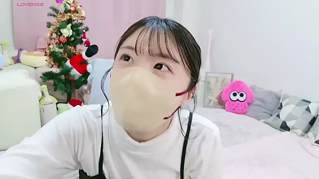 Snapshot of anchan_ chatting on 12.11.24 anchan online show from 12.11.24