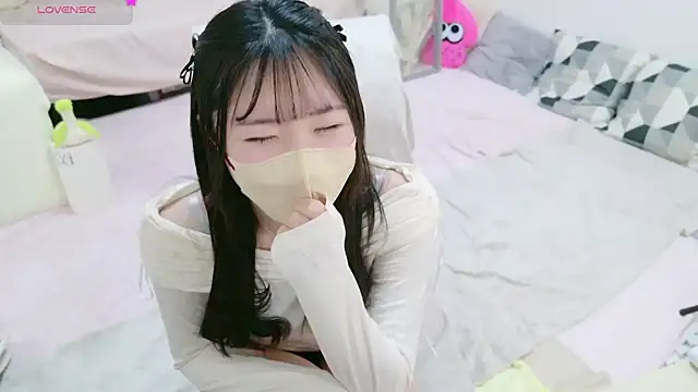 Snapshot of anchan_ chatting on 01.26.25 anchan online show from 01.26.25