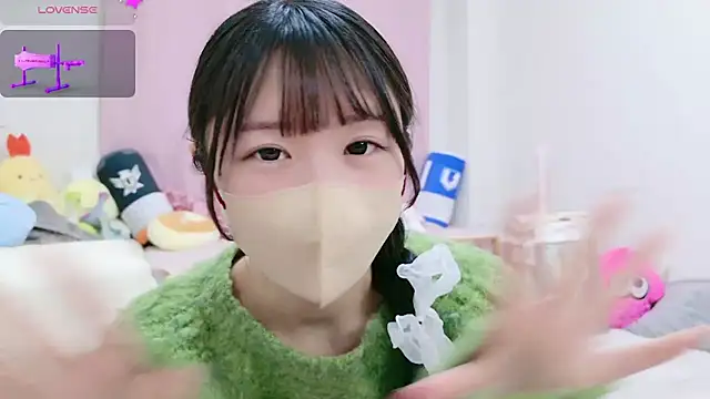 Snapshot of anchan_ chatting on 02.24.25 anchan online show from 02.24.25