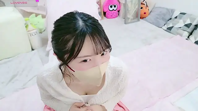 Snapshot of anchan_ chatting on 03.20.25 anchan online show from 03.20.25