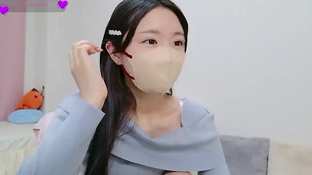 Snapshot of anchan_ chatting on 09.30.25 anchan  online show from 09.30.25