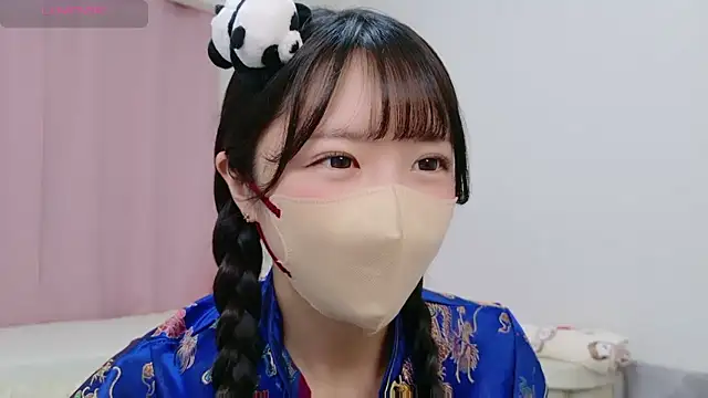 Snapshot of anchan_ chatting on 10.17.25 anchan  online show from 10.17.25