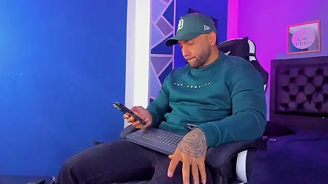 alex oficial online show from 11.24.25