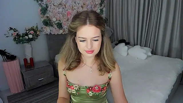 MiracleCurly online show from 09.22.25