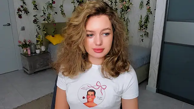 MiracleCurly online show from 10.24.25