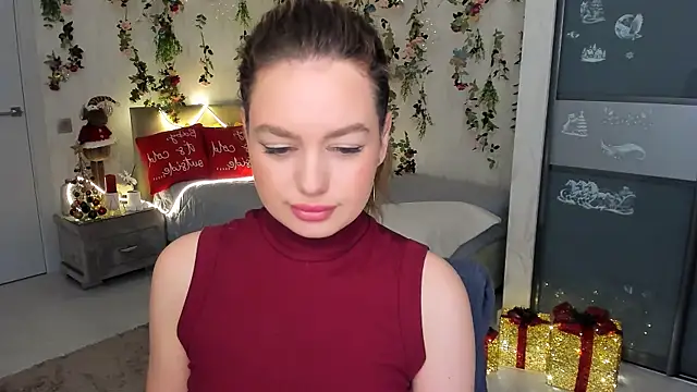 MiracleCurly online show from 12.18.25