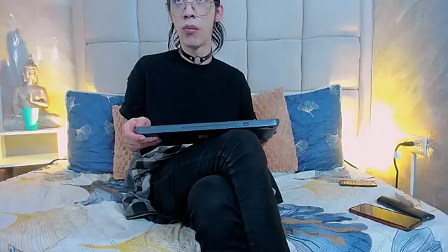 Hecatee 77 online show from 10.10.25