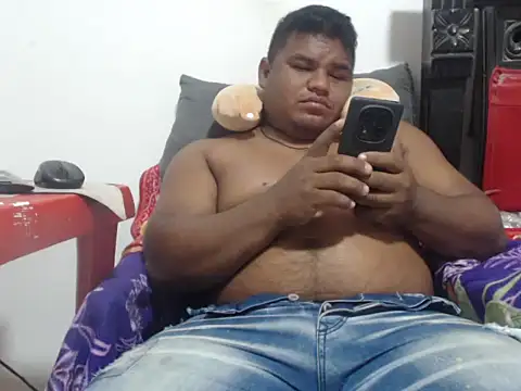 PONSE LATINO online show from 11.25.25