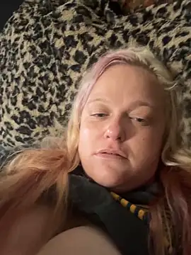 Cumslutsnowbunnie69 online show from 09.24.25