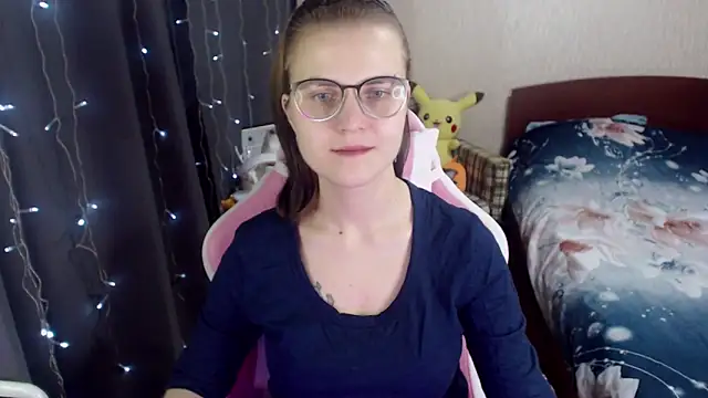 MissBrightShine online show from 01.06.25
