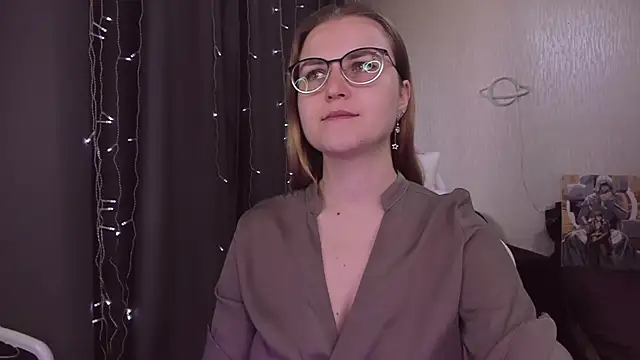 MissBrightShine online show from 09.28.25