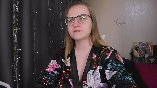 MissBrightShine online show from 02.24.26