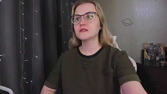 MissBrightShine online show from 04.03.26