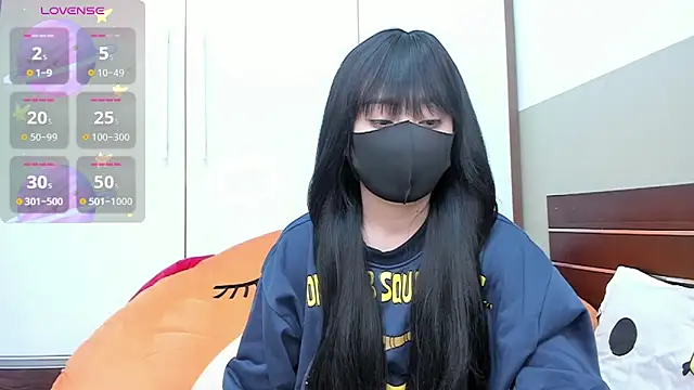 alonelove   online show from 03.05.25