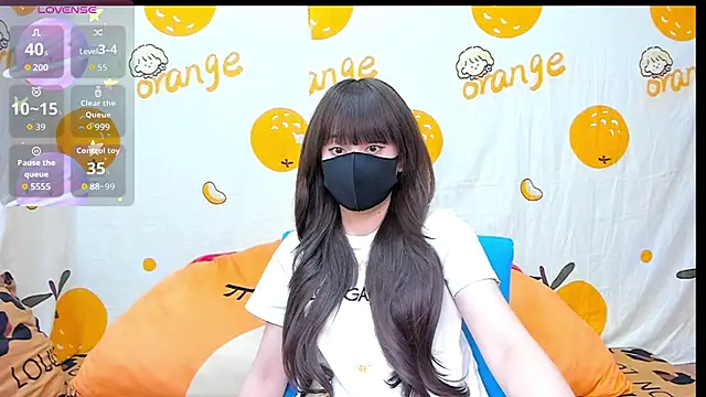 alonelove   online show from 10.21.25